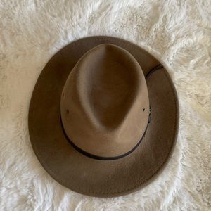 Pendelton hat